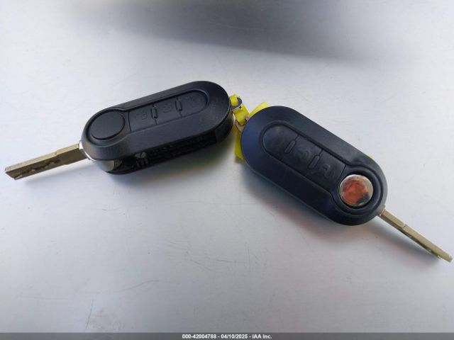2013 FIAT 500 3C3CFFAR2DT570381 Photo 10