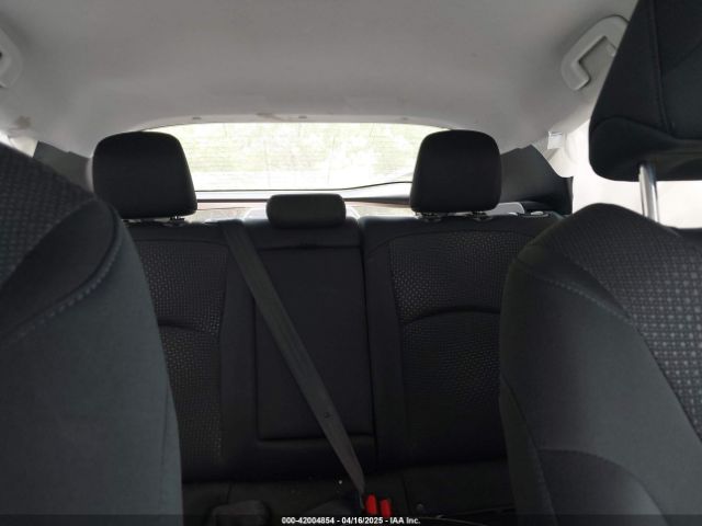 JTDKARFU9L3108236 Toyota Prius Le