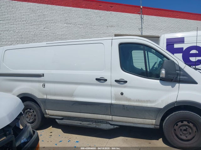 1FTYR1YG6KKA31664 Ford Transit-250