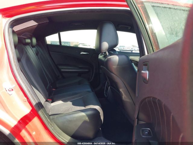 2C3CDXHG2FH896581 Dodge Charger Sxt