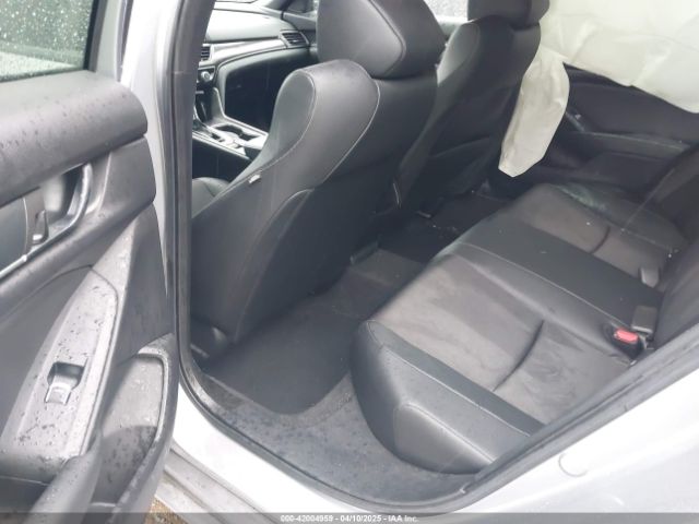 1HGCV1F35NA028532 Honda Accord Sport