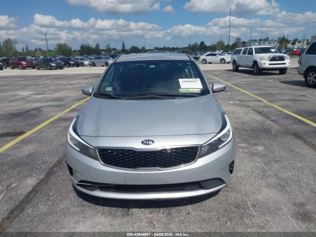 3KPFK4A75HE030220 KIA FORTE LX