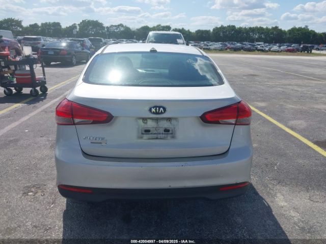 3KPFK4A75HE030220 KIA FORTE LX
