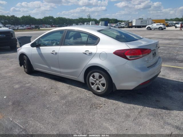 3KPFK4A75HE030220 KIA FORTE LX