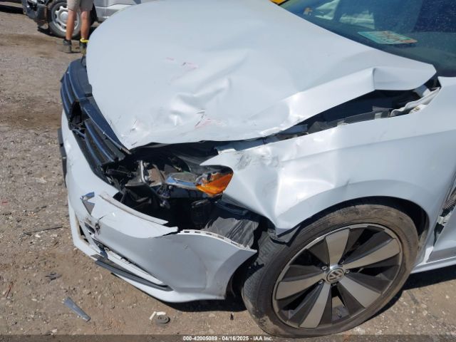 3VW2B7AJ1HM273912 Volkswagen Jetta 1.4t S