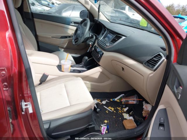KM8J3CA42HU453583 Hyundai TUCSON SE