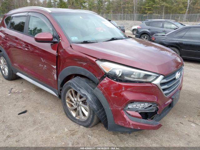 KM8J3CA42HU453583 Hyundai TUCSON SE