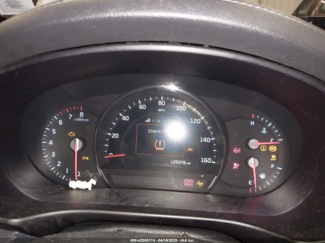 5XYPKDA58HG228098 KIA Sorento 3.3l Sx