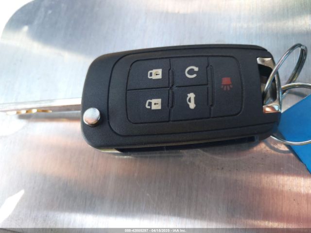 2GNALCEK2G1110108 Chevrolet EQUINOX LT