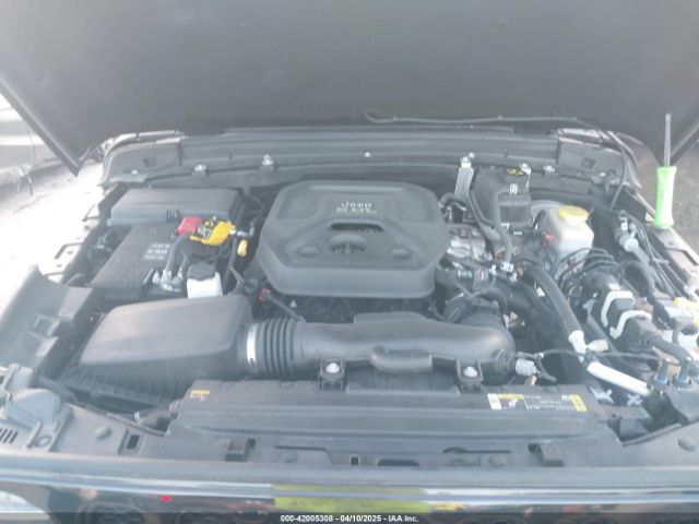 1C4HJXDN0MW636466 Jeep Wrangler Unlimited Sport Altitude 4x4