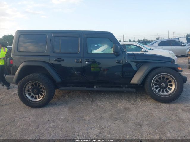 1C4HJXDN0MW636466 Jeep Wrangler Unlimited Sport Altitude 4x4