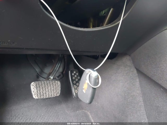 1G1ZD5ST3JF128109 Chevrolet MALIBU LT