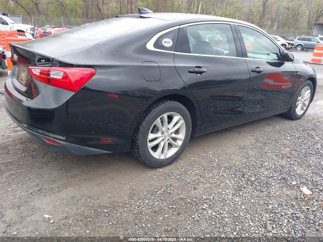 1G1ZD5ST3JF128109 Chevrolet MALIBU LT