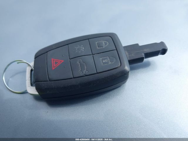 2012 VOLVO C70 YV1672MC3CJ127937 Photo 10