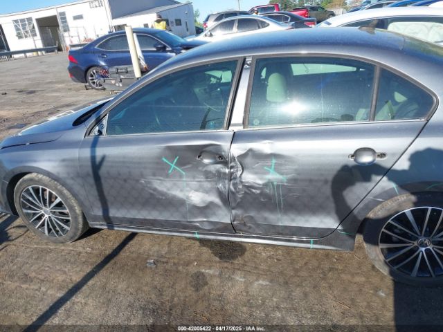 3VWD17AJ3GM283304 Volkswagen Jetta 1.8t Sport