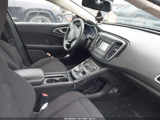 1C3CCCAB3FN642928 Chrysler 200 Limited