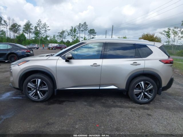 JN8AT3CA6MW027633 Nissan Rogue Sl Fwd