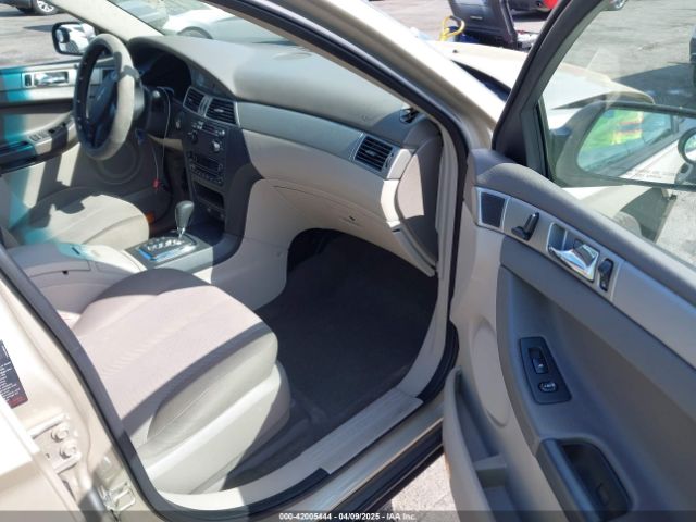 2005 CHRYSLER PACIFICA 2C8GM48L35R451704 Photo 4