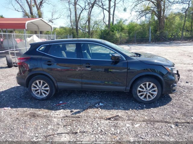 JN1BJ1AV7MW313283 Nissan Rogue Sport S Fwd Xtronic Cvt