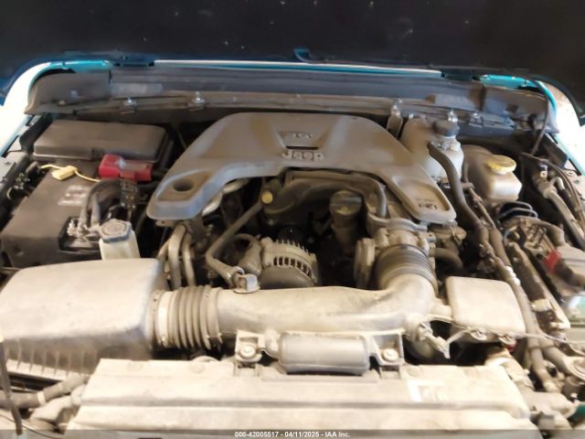 1C4HJXDG0KW617379 Jeep Wrangler Unlimited Sport S 4x4