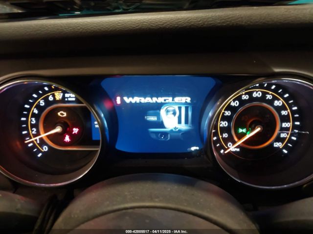 1C4HJXDG0KW617379 Jeep Wrangler Unlimited Sport S 4x4