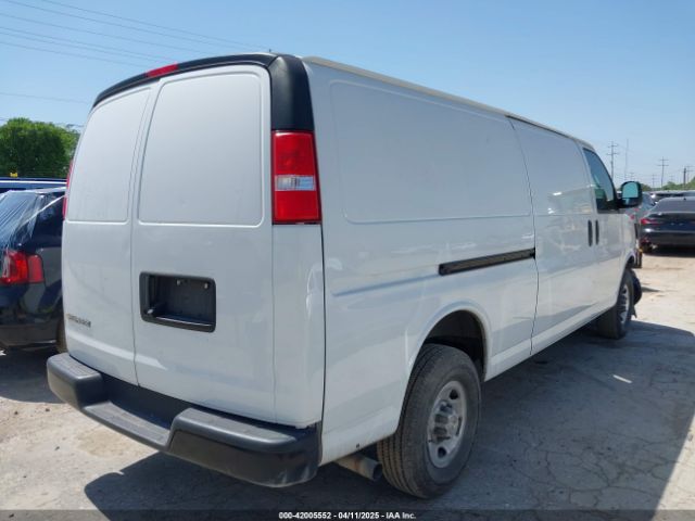 1GCWGBFP6P1117043 Chevrolet Express Cargo Rwd 2500 Extended Wheelbase Wt