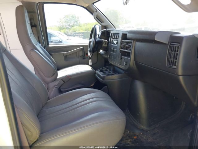 1GCWGBFP6P1117043 Chevrolet Express Cargo Rwd 2500 Extended Wheelbase Wt