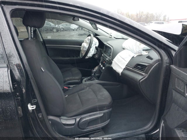 5NPD74LF6LH526242 Hyundai ELANTRA SE