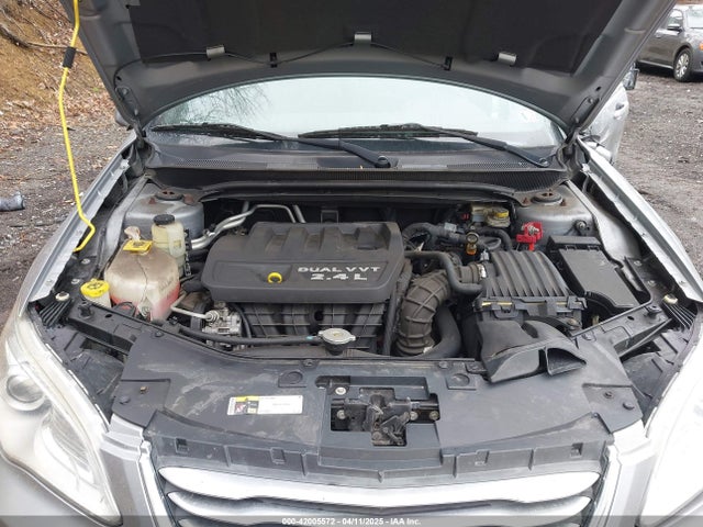 1C3CCBBB1EN165049 Chrysler 200 Touring