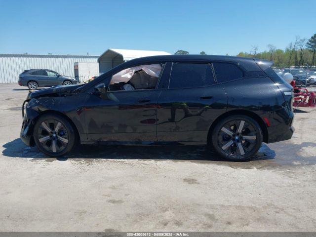 WB533CF06RCN40621 BMW IX M60