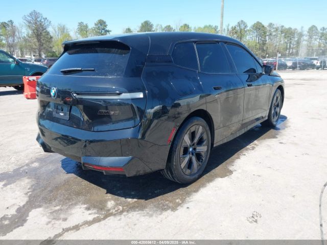 WB533CF06RCN40621 BMW IX M60