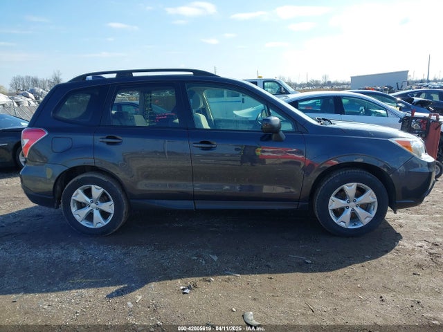 JF2SJADC6GH541793 Subaru Forester 2.5i Premium