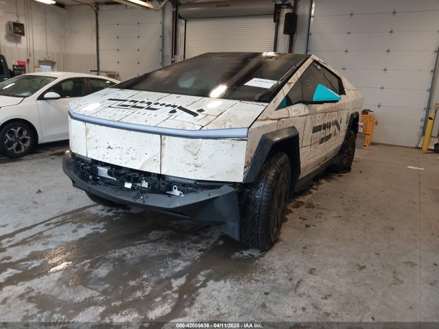 2024 TESLA CYBERTRUCK 7G2CEHED1RA040508 Photo 1