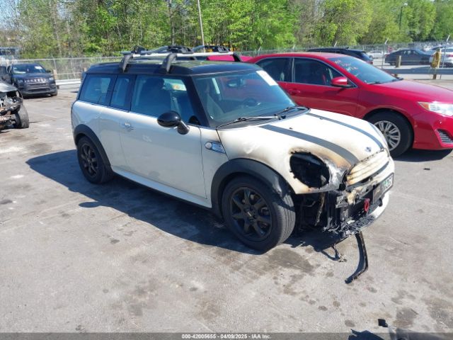 2010 MINI COOPER CLUBMAN WMWML3C51ATX52059