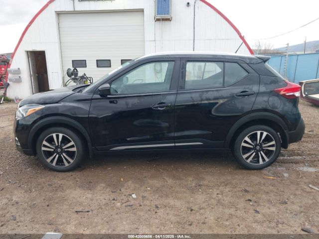 3N1CP5CUXKL558435 Nissan KICKS SR