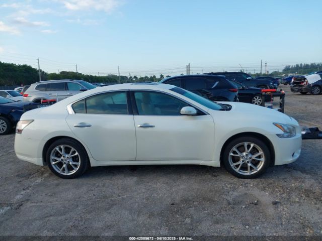 1N4AA5AP0EC483561 Nissan Maxima 3.5 Sv