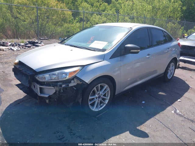 Ford FOCUS SE 2018 1FADP3F22JL212377 Image 2