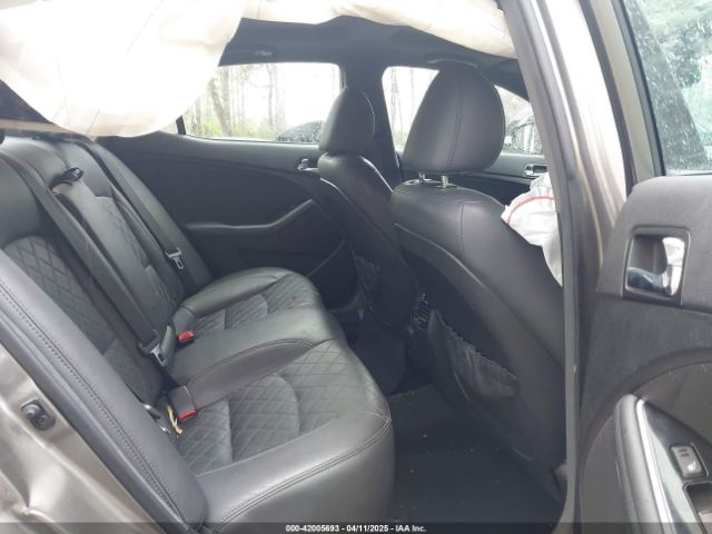 5XXGR4A66FG393606 KIA Optima Sxl Turbo