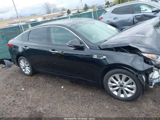 5XXGT4L31JG240628 KIA Optima S