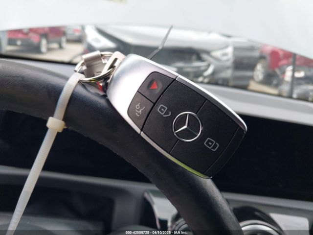 W1K3G4EB6LJ227398 Mercedes-Benz A 220