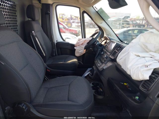 3C6LRVVG5PE579453 RAM Promaster 2500 Low Roof 136 Wb