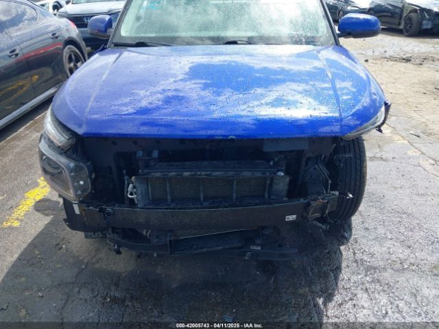 KMHRB8A39MU082930 Hyundai Venue Se