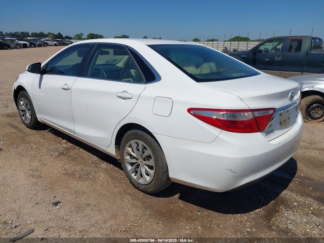 4T1BF1FK1HU294062 Toyota CAMRY LE