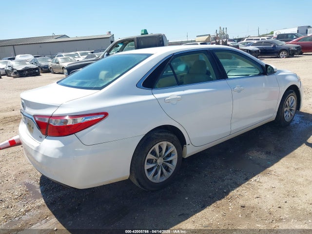 4T1BF1FK1HU294062 Toyota CAMRY LE