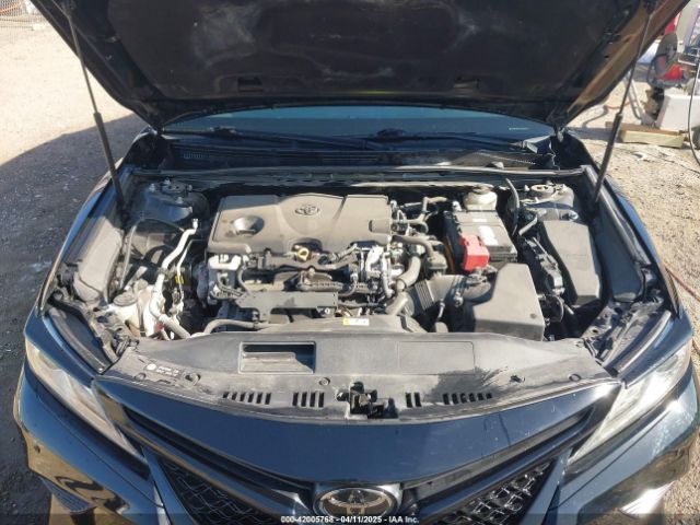 4T1B61HK6JU126016 Toyota CAMRY XSE