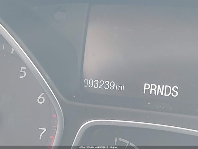 1FADP3J2XJL294107 Ford Focus Titanium