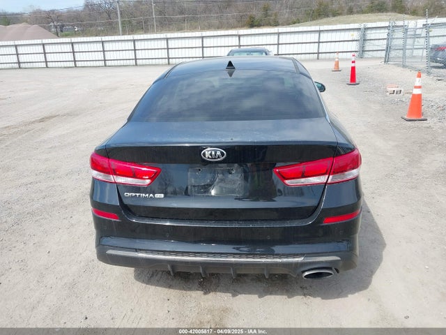 5XXGT4L33KG373375 KIA Optima Lx