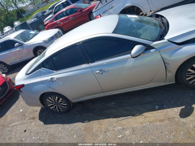 1N4BL4DV3PN395906 Nissan Altima Sv Fwd