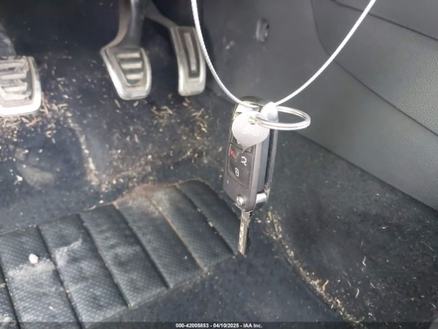 3VW5T7AU0FM048544 Volkswagen Golf Gti 2.0t S 4-door