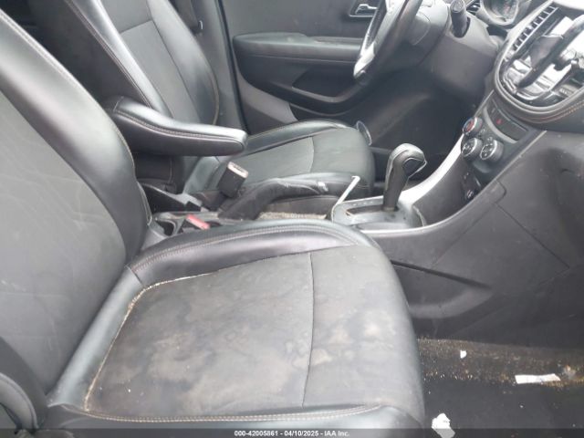 3GNCJLSB7KL327065 Chevrolet Trax Lt